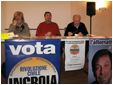 i candidati durante il dibattito